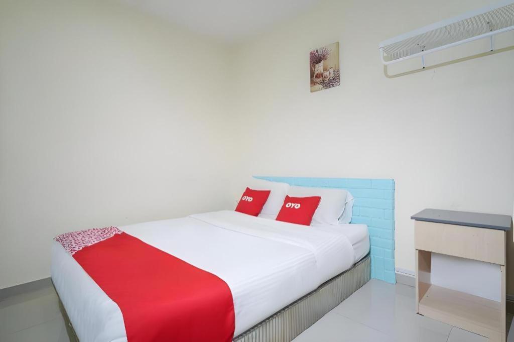 Oyo 89717 Budget Star Hotel Kuala Lumpur Exterior photo