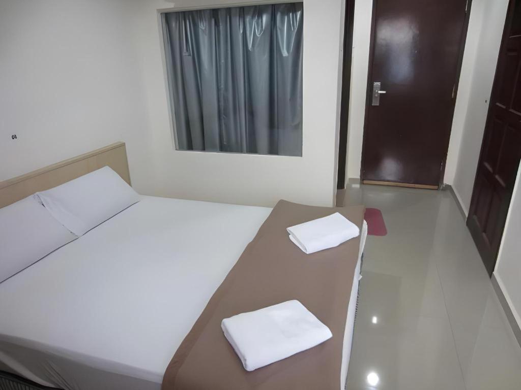 Oyo 89717 Budget Star Hotel Kuala Lumpur Exterior photo