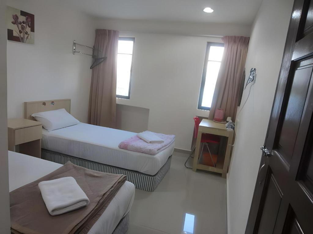 Oyo 89717 Budget Star Hotel Kuala Lumpur Exterior photo