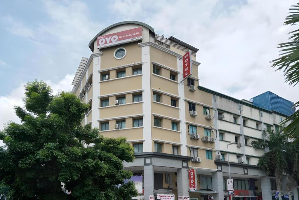 Oyo 89717 Budget Star Hotel Kuala Lumpur Exterior photo